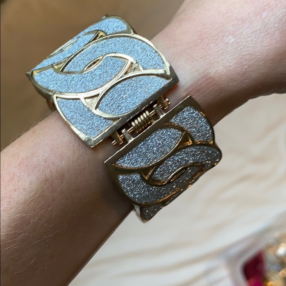 STATEMENT BRACELET✨ - Picture 2 of 7